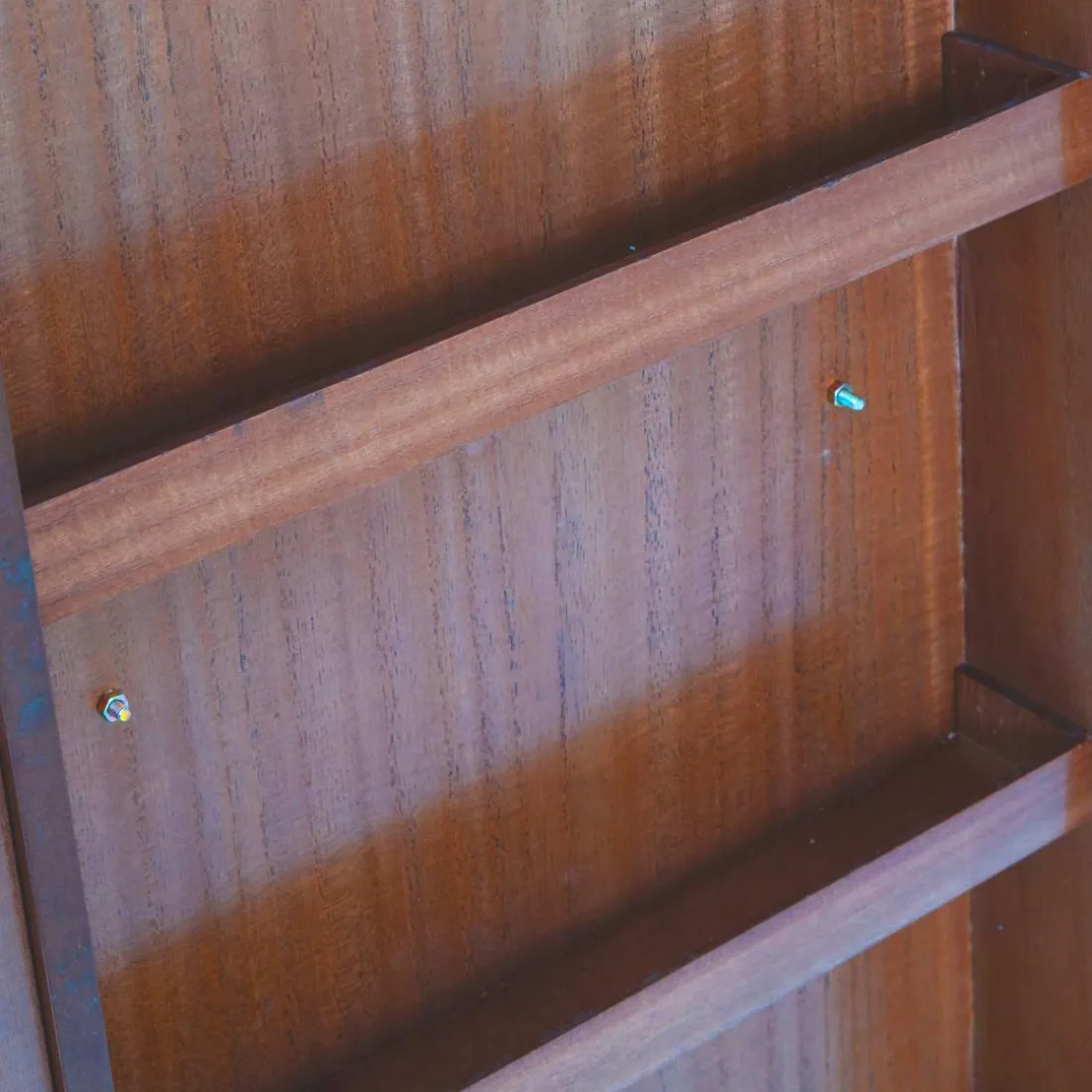 Armoire à bijoux