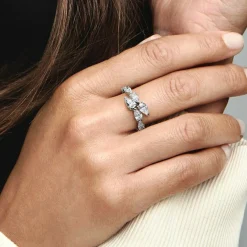 Bague Anneau Chevauchement Scintillant - Pandora Timeless