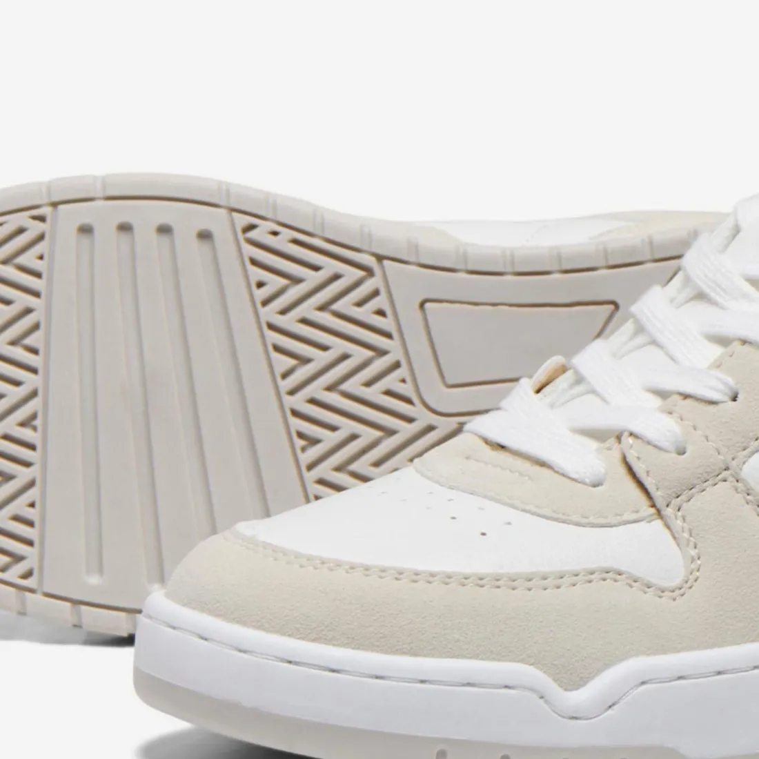 Baskets femme Hauteur cheville Bout rond beige
