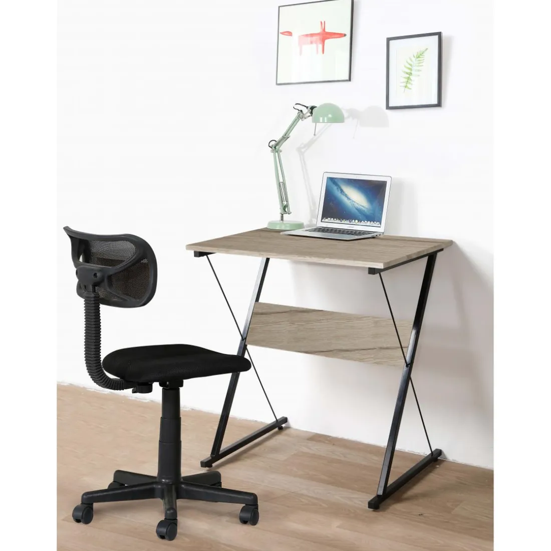 Bureau en métal noir et plateaux en bois