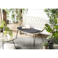 Canapé 2 Places CHLOE Rotin Naturel NEWPORT Coussin Noir Pieds Métal