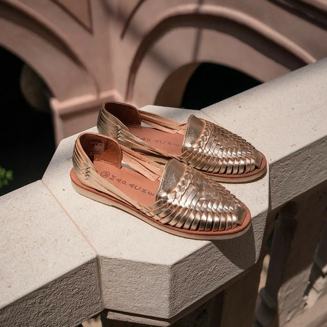 Chaussures cuir tressé femme Alègre champagne