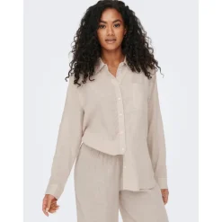 Chemise beige en lin