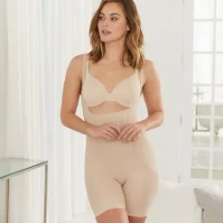 Combinaison gainante beige en nylon