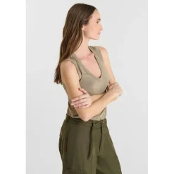 Debardeur Keran kaki en viscose Emma