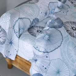 Drap plat en coton SEA SHELLS fond marins bleu