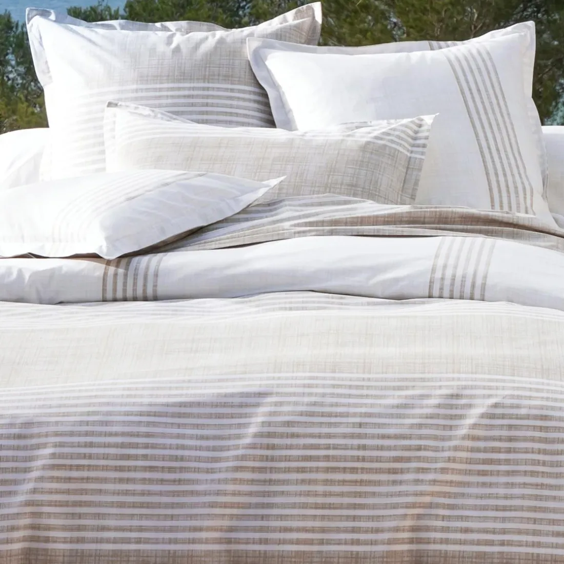 Drap plat PLONGEOIR à rayures verticales et horizontales, beige