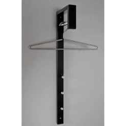 Garderobe murale noir laqué tringle chromé