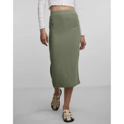 Jupe midi en maille vert