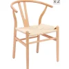 La chaise de table ROSARIO design moderne et sa structure en bois massif