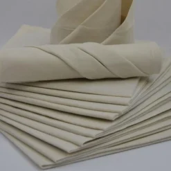 Lot de 12 serviettes de table carré en coton ivoire