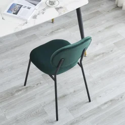 Lot de chaises SUZUKA avec son design scandinave vert