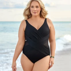Maillot de bain une pièce gainant noir Bonnet B à D en nylon