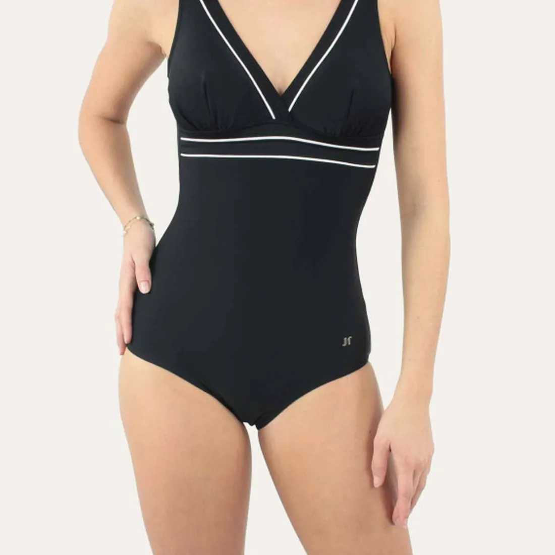Maillot de bain une pièce sans armatures dos nu noir