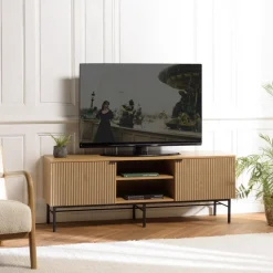 Meuble TV 2 portes 2 niches décor effet bois rainuré noir naturel SCOTT