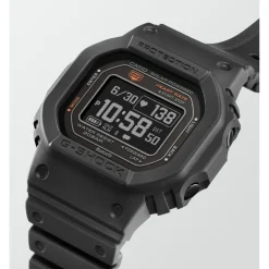 Montre connectée Homme DW-H5600-1ER - Casio