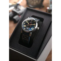 Montre Homme AVI-8 Dambuster Chadwick Meca-Quartz - AV-4113-01 Bracelet Cuir Bleu