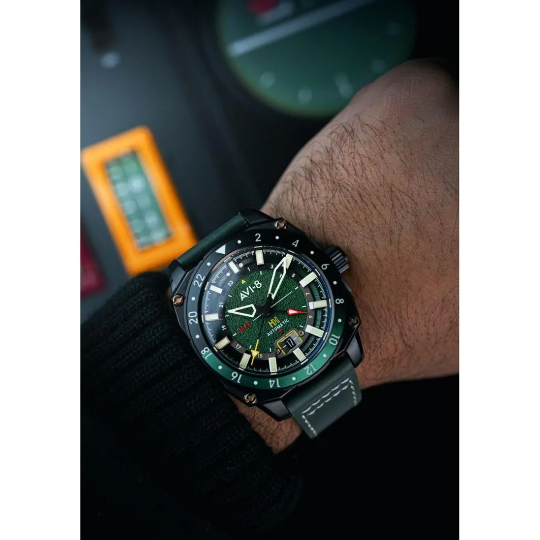 Montre Homme Avi-8 Hawker Hunter - AV-4122-03 Bracelet Cuir Vert