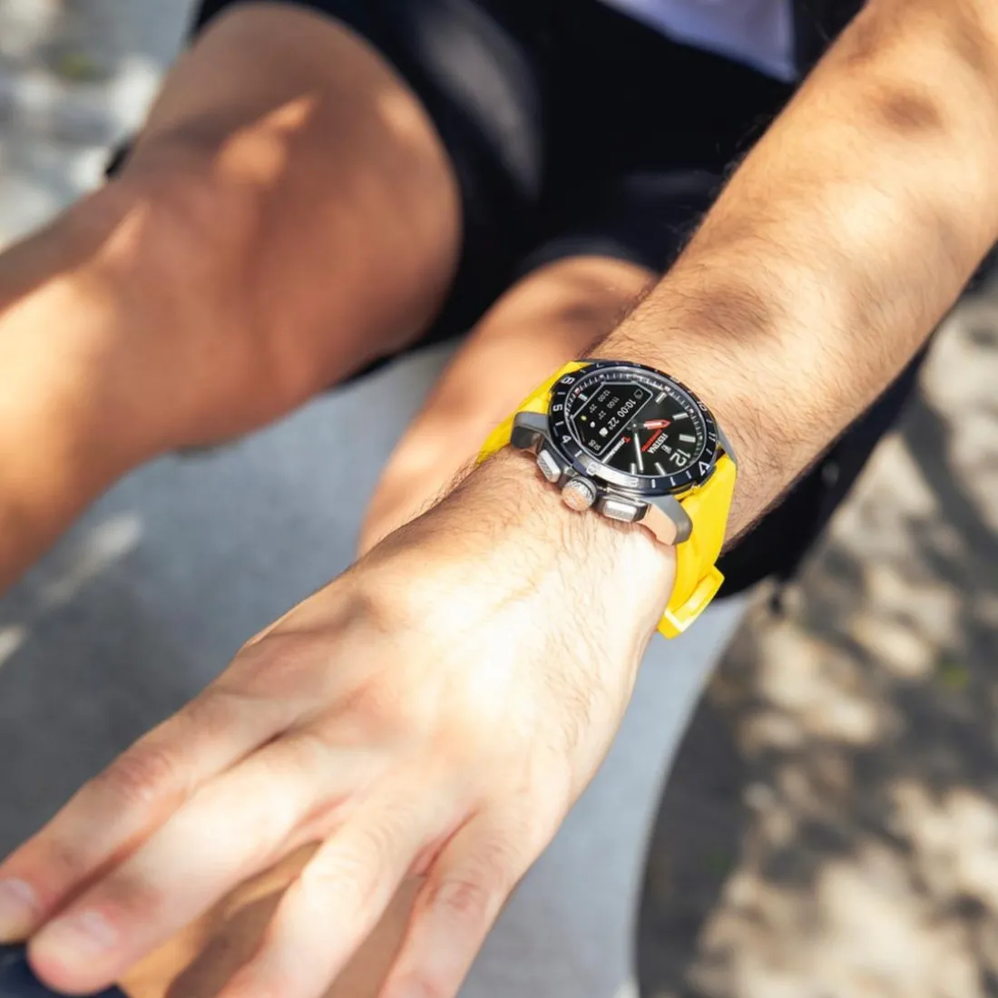 Montre Homme Festina Connected - F23000-A Bracelet Résine Jaune
