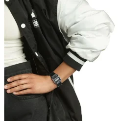Montre pour homme avec bracelet en cuir noir
