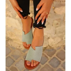 Mules plates femme cuir vert d’eau