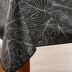 Nappe Toile cirée motifs argenté SISSINAP 140x140 noir
