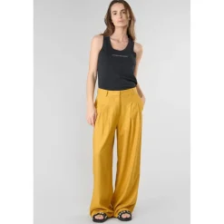 Pantalon droit SAGUY moutarde Adele en viscose