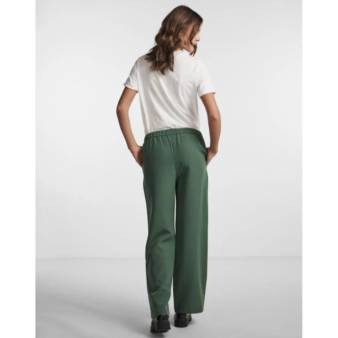 Pantalon tailleur ample taille haute Bozzy vert Faye