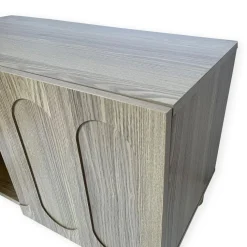 Petit buffet rétro-moderne avec portes sculptées Durand Chêne grisé