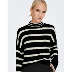 Pull en maille col haut col haut noir Adele