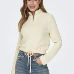 Pull en maille col zippé Felicia blanc cassé en viscose Ines