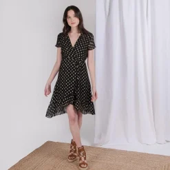 Robe portefeuille à pois doré Marina en viscose noir