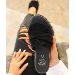 Sandales plates femme cuir noire