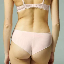 Shorty en dentelle