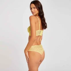 Shorty jaune Nina