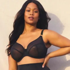 Soutien gorge plongeant noir