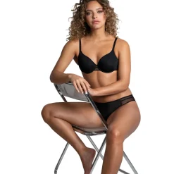 Soutien-gorge à armatures noir