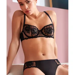 Soutien-gorge corbeille noir