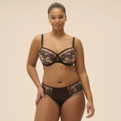 Soutien-gorge emboitant Romance - Noir