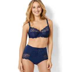 Soutien-gorge emboîtant armatures