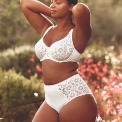 Soutien-gorge emboîtant Plongeant