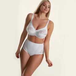 Soutien-gorge modelant sans armature blanc
