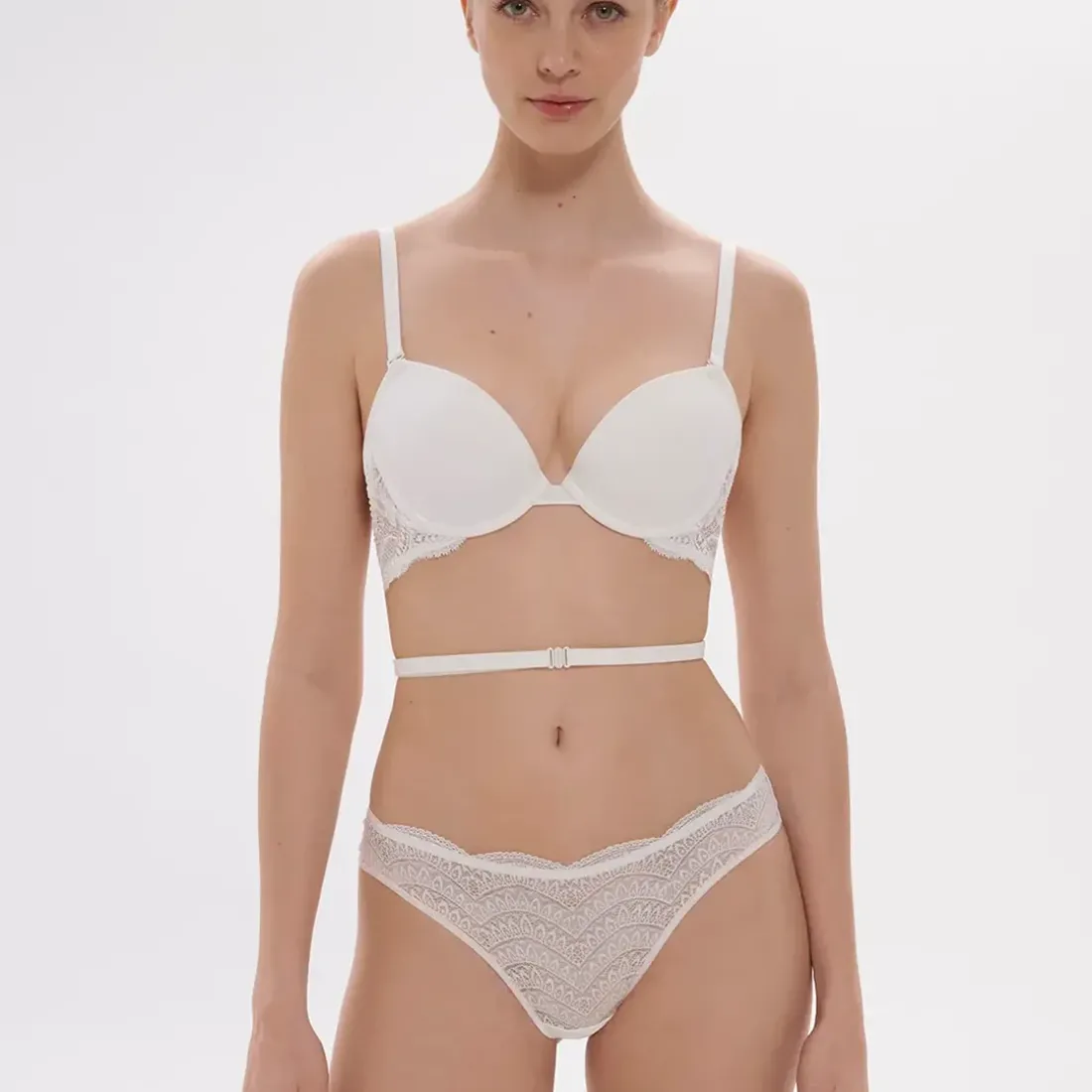Soutien-gorge multi-positions dos nu naturel
