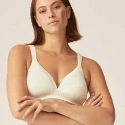 Soutien-gorge sans armatures avec coque et ruban brillant écru