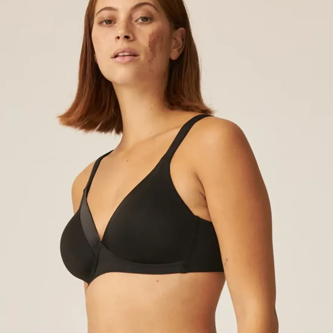 Soutien-gorge sans armature Noir avec bonnet et ruban brillant