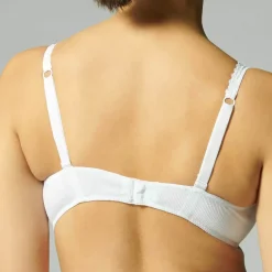 Soutien-gorge sans-armatures structuré