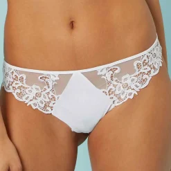 String blanc
