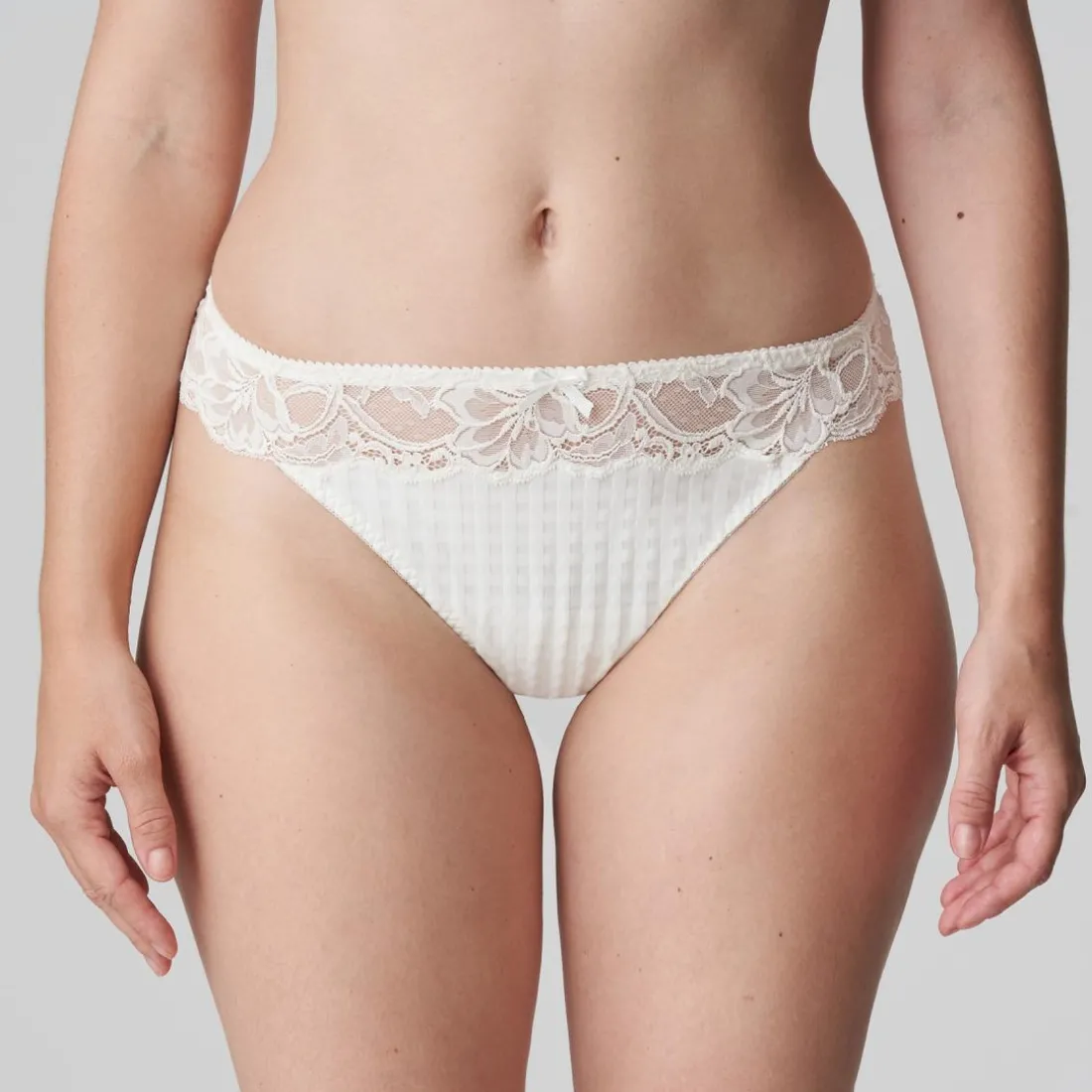 String Prima Donna nacre