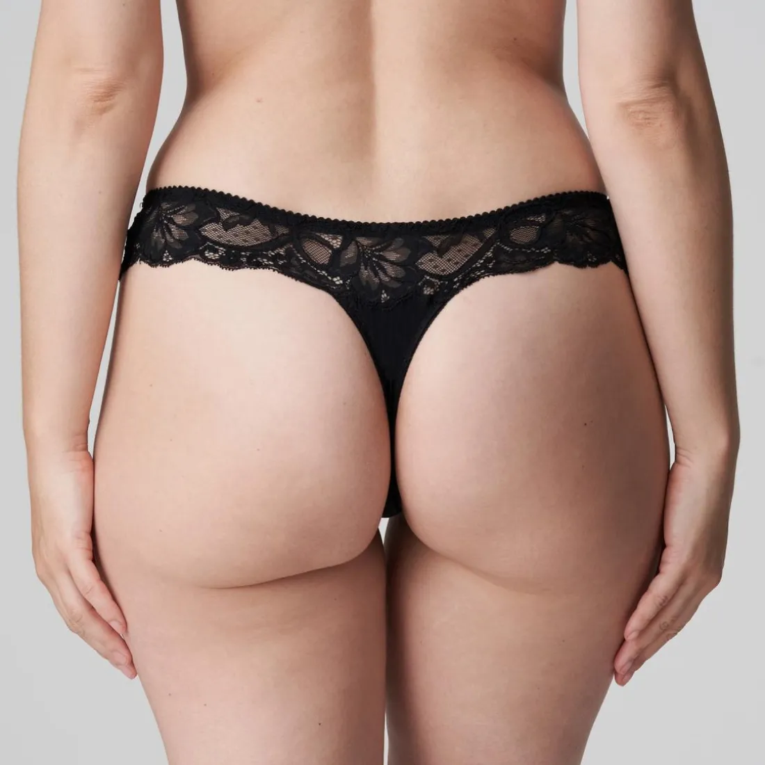 String Prima Donna noir