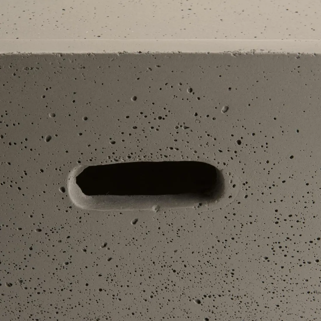 Table basse de jardin carrée 68x68 cm béton